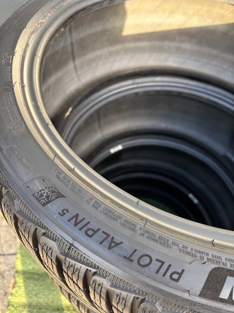 Zimní pneumatiky Michelin 235/40/19 7,5mm DOT22 - 4