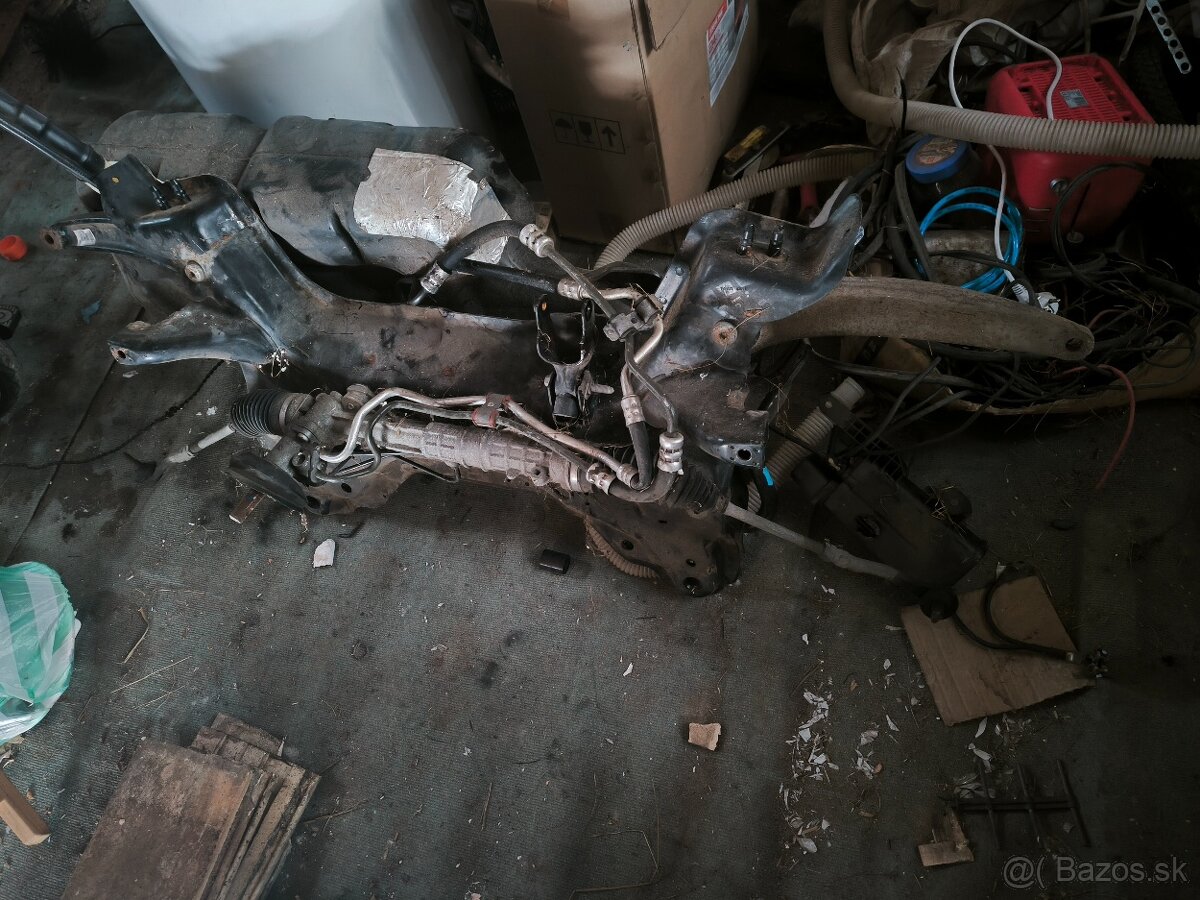 Predná napravnica Peugeot 308 t7 - 4