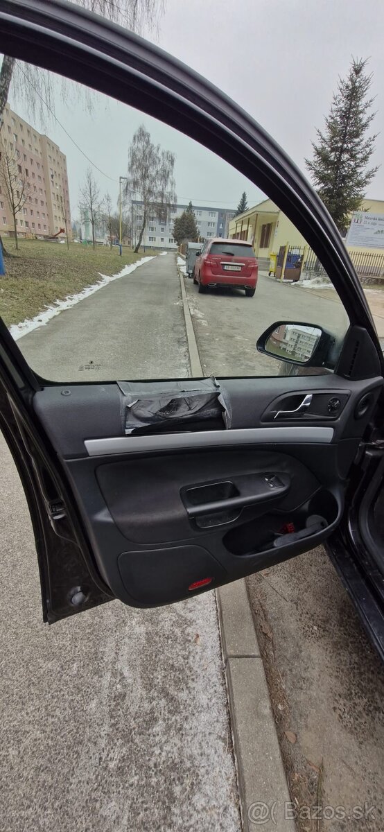 Škoda Octavia II - 4