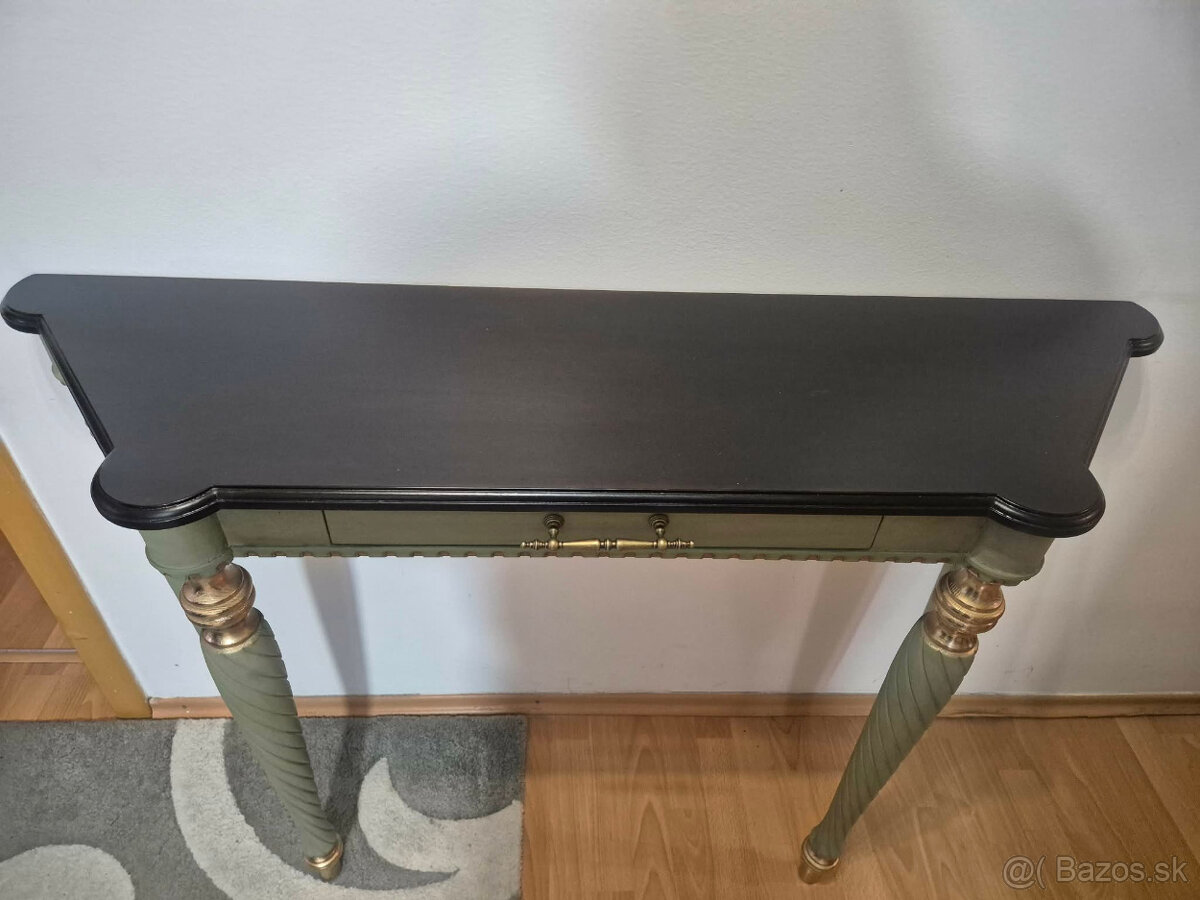 KONZOLOVÝ STOLÍK - 4