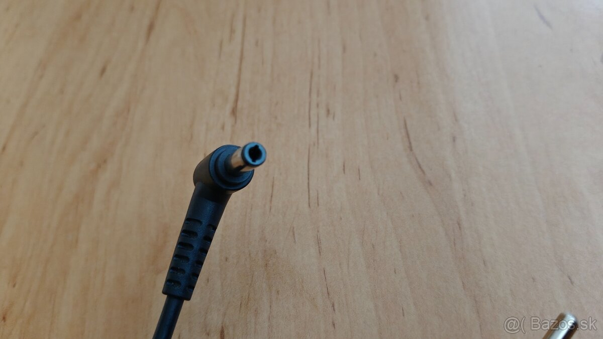 TOSHIBA Satellite nabijacka - 4