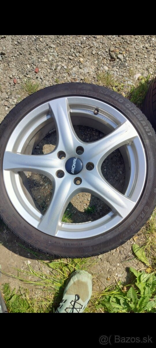 elektrony Toyota s pneumatikami - 4