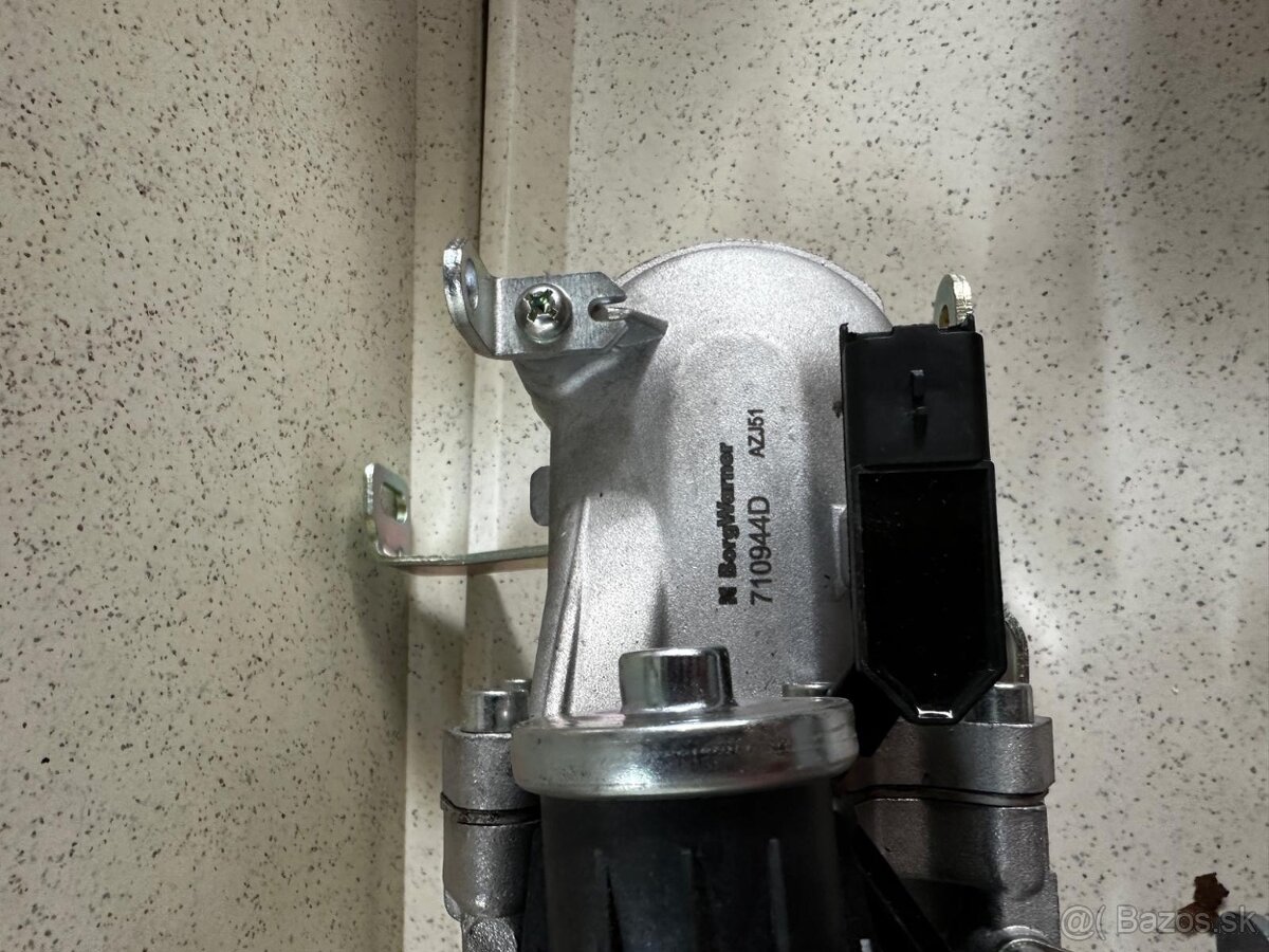 Predám nový EGR ventil BORGWARNER 710944D - 4