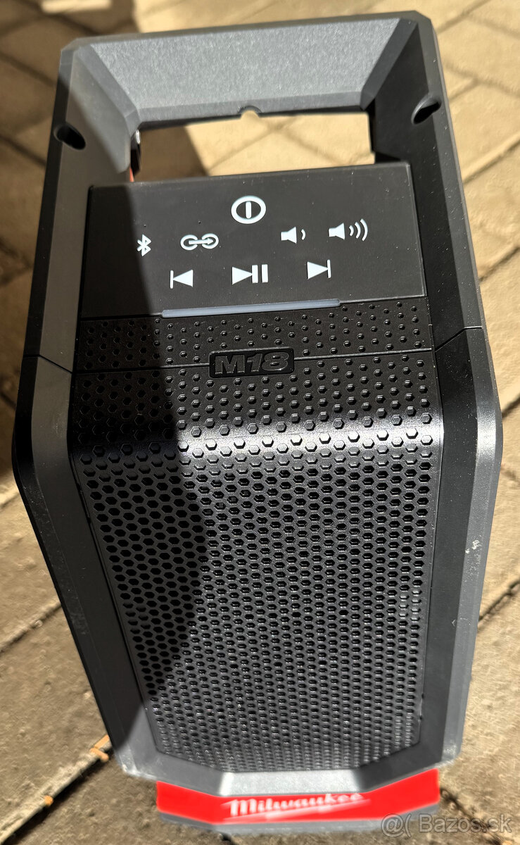 MILWAUKEE M18™ Bluetooth® reproduktor - 4