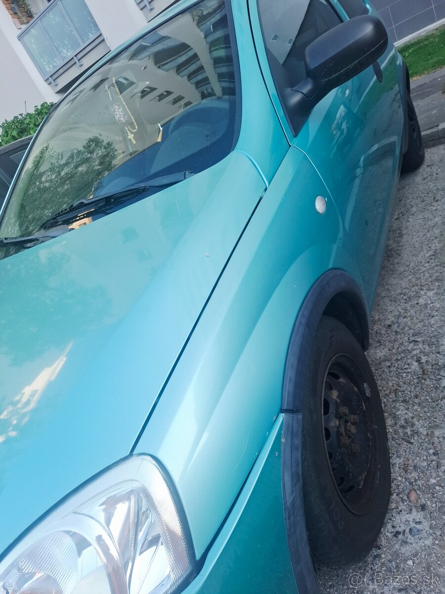 Opel Corsa 1.2. r. v. 2005 - 4