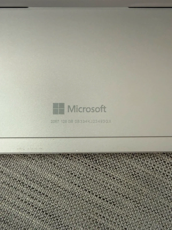 Microsoft Surface 128GB - 4