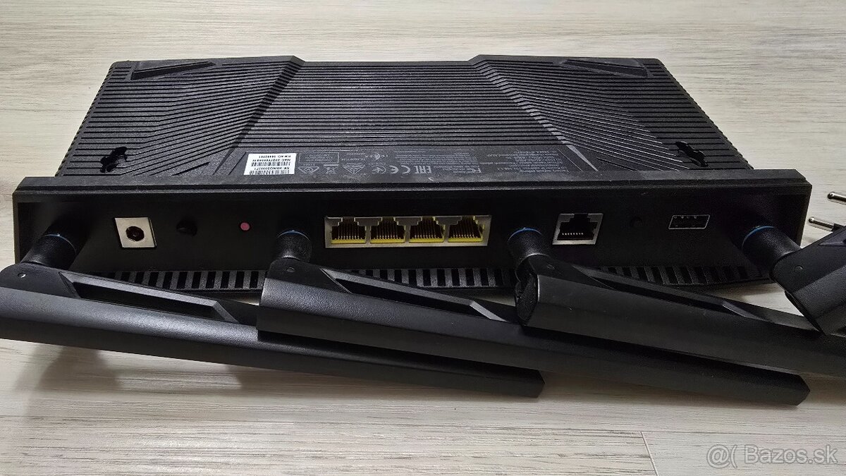Router ASUS RT-AC87U - 4