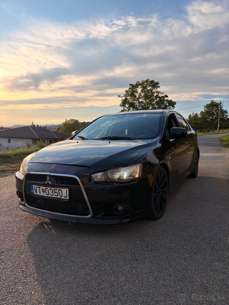 Mitsubishi lancer 2.0 103kw - 4