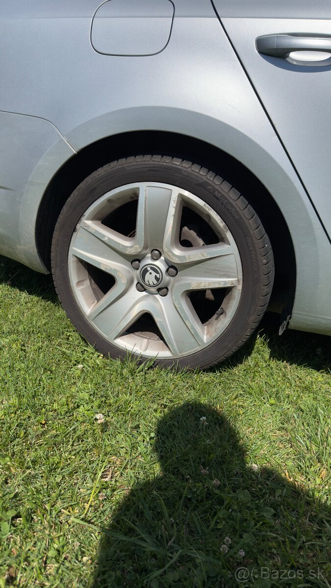 225/40 R18, Škoda - 4