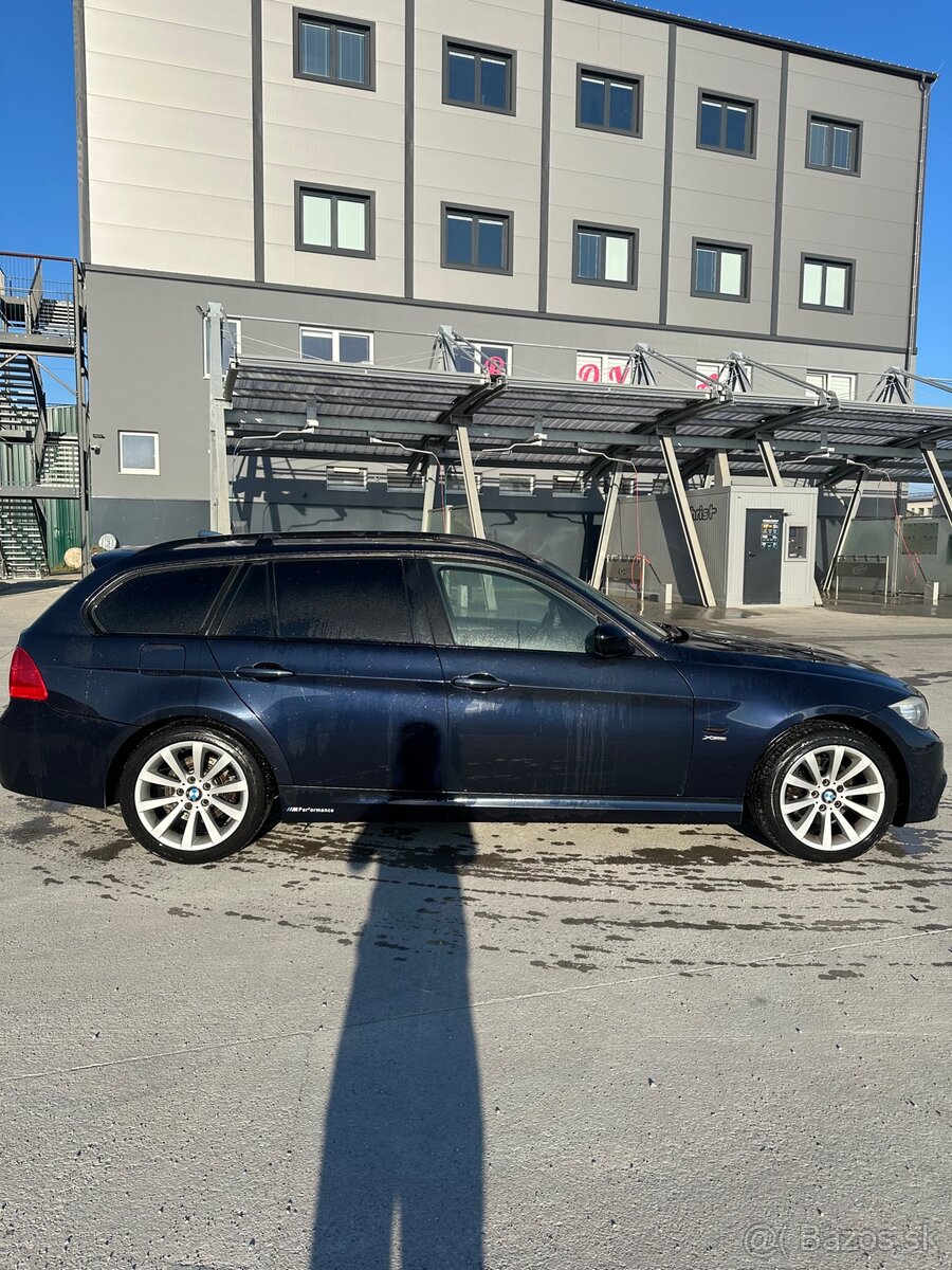 BMW 320xd Touring - 4