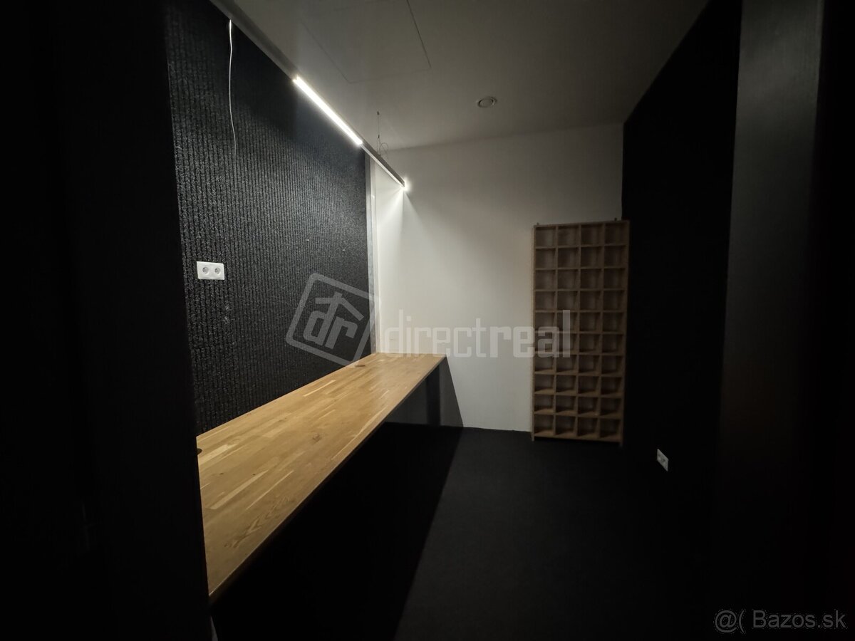 Nahrávacie štúdio, rádio, televízia, podcasty, influ… - 4