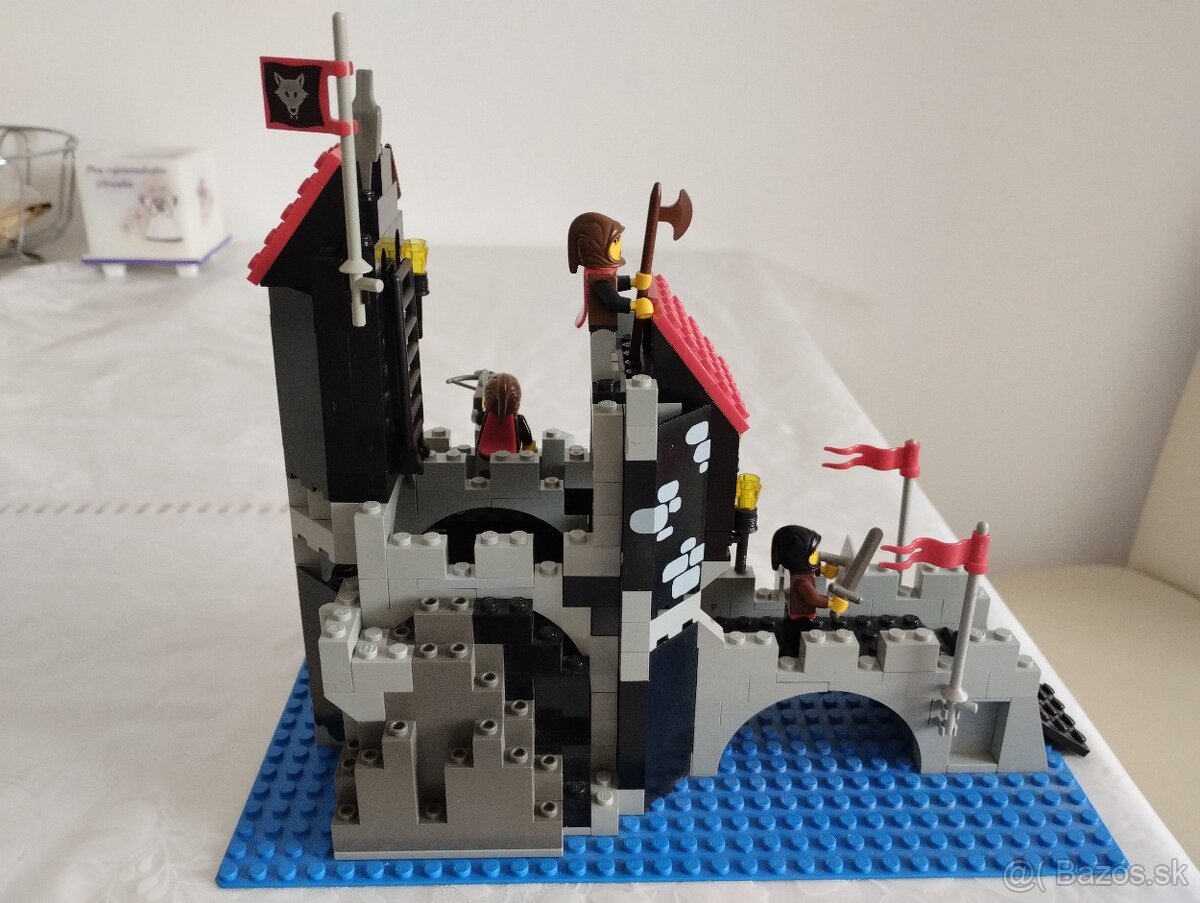 LEGO Castle 6075 Wolfpack Tower - 4