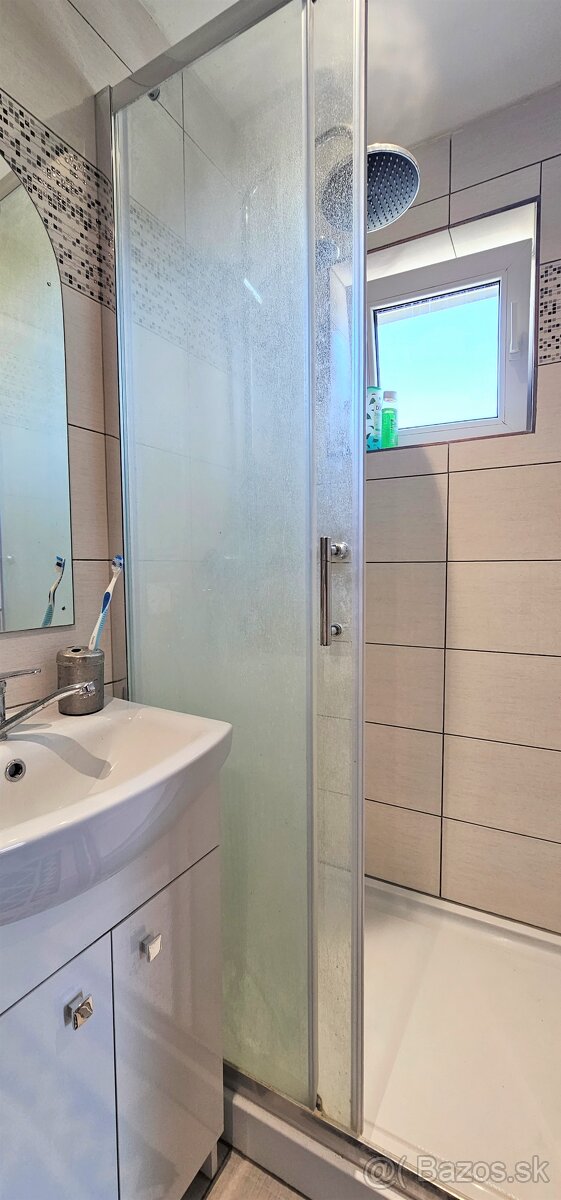 PNORF – nájom 2i byt, 38 m2, 500,-€, terasa, park. státie - 4