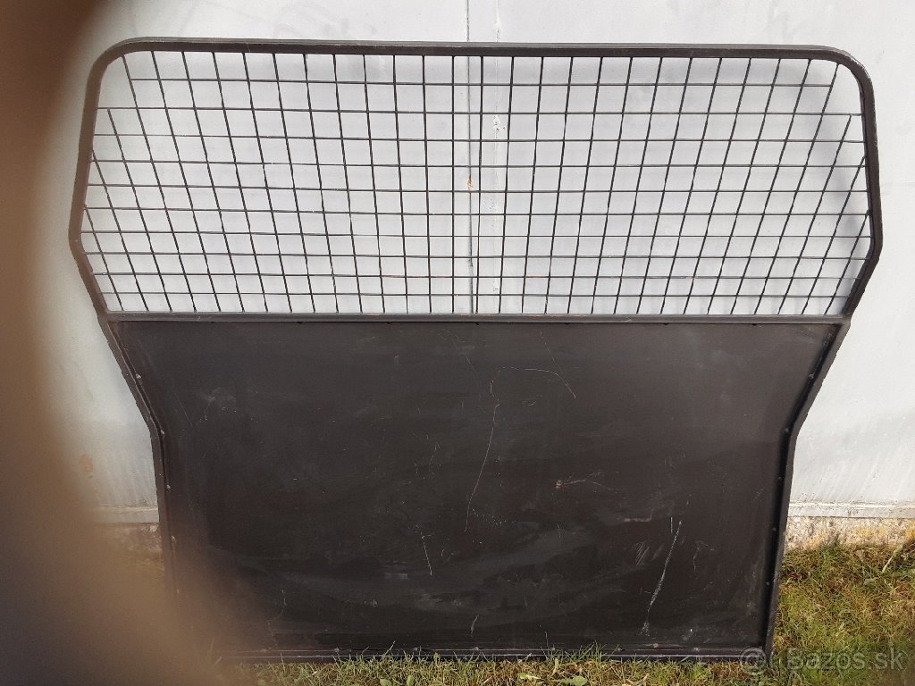 Svetlá rózné , bezpečnostné mriežky . - 4