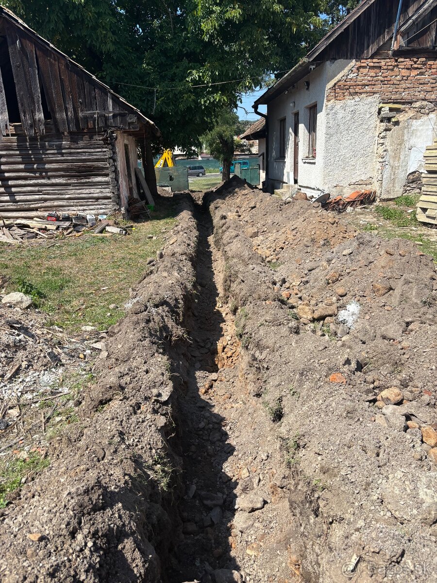 zemné a výkopové prace na traktor bagry JCB 4x. - 4