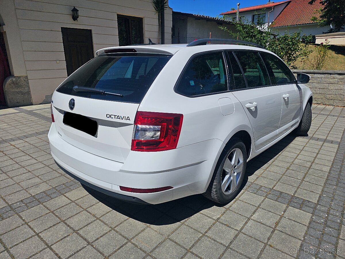 Škoda Octavia Combi 2.0 TDI M6 Ambition Navi DVD Koža Ťažné - 4