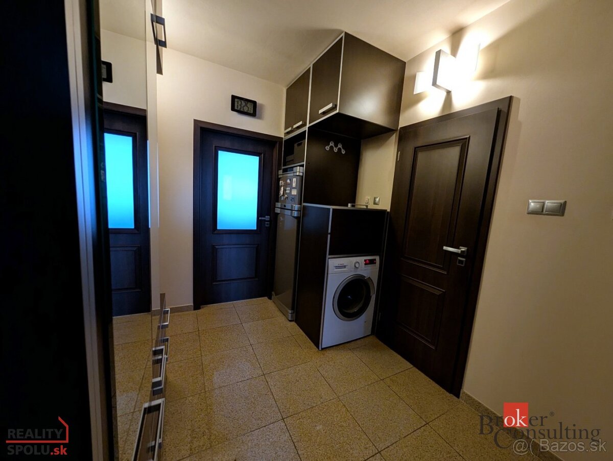 Moderný, 2 izbový byt, kompletná rekonštrukcia, Banská Bystr - 4