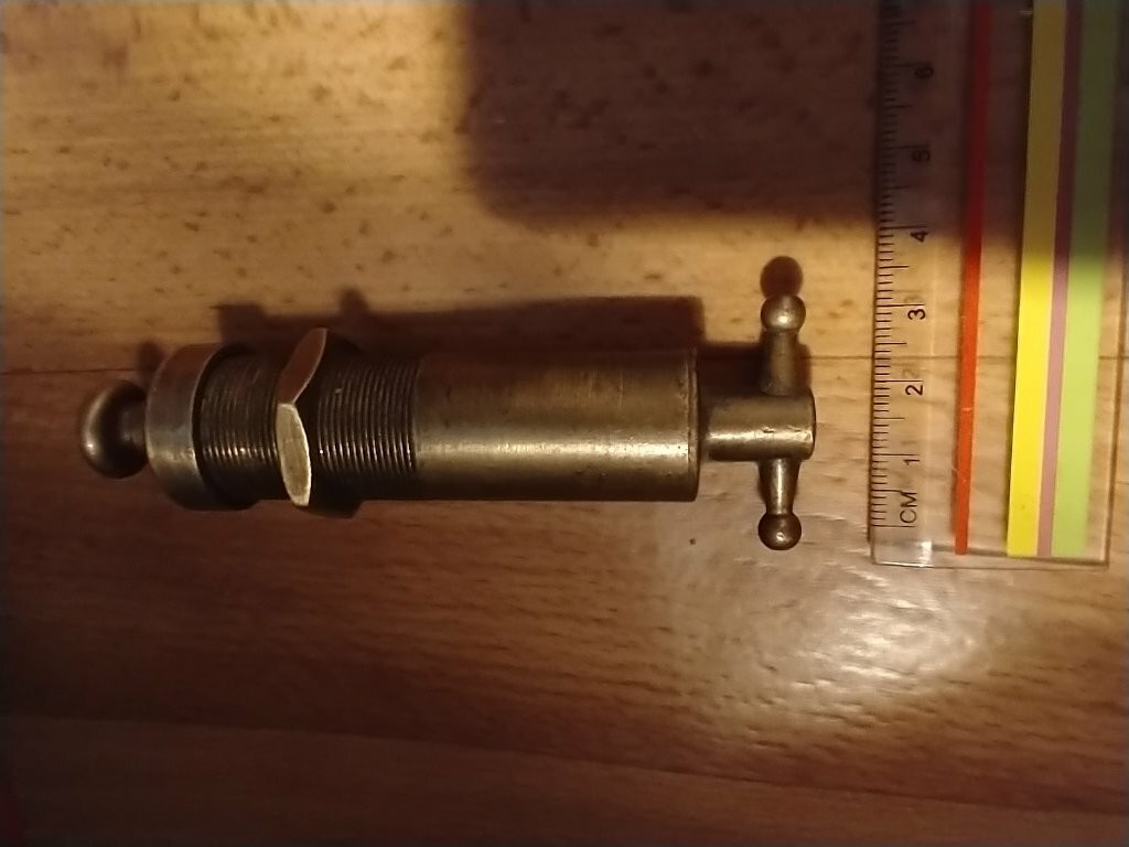 Ručná olejová pumpa určená na presné dávkovanie maziva - 4