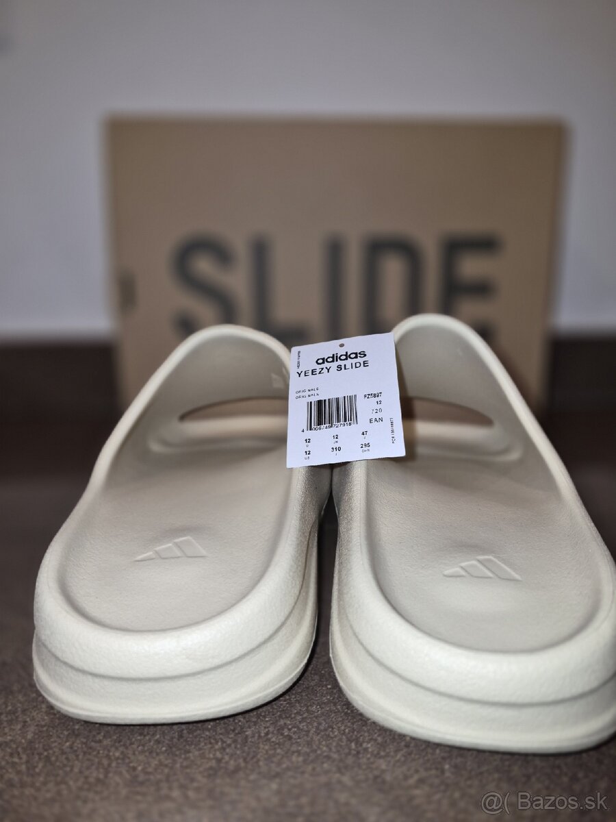 Yeezy Slide - 4