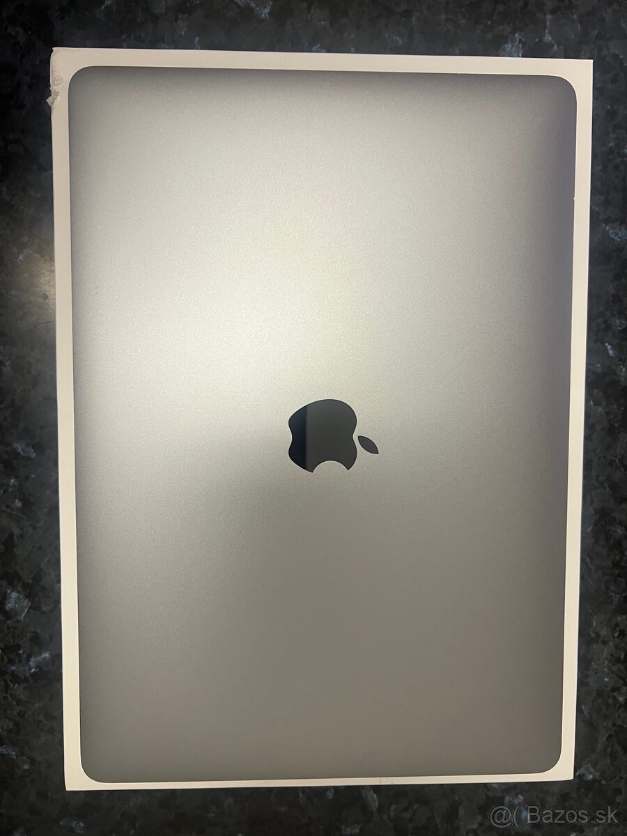 MacBook Pro 13” (2016) – 128 GB - 4