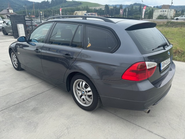 BMW Rad 3 Touring 320d AKONTACIA OD 0% - 4