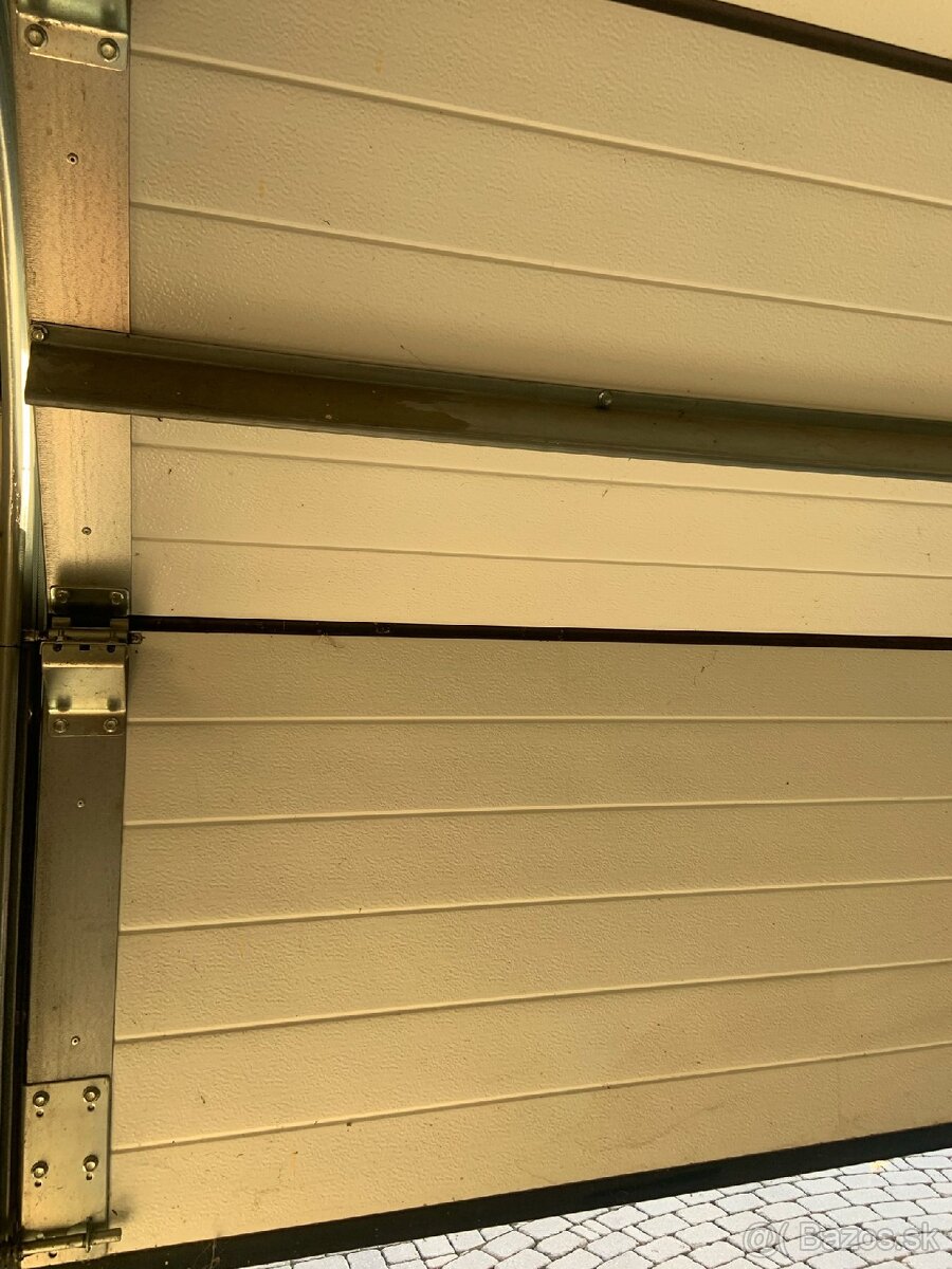 Garážová brána - 4