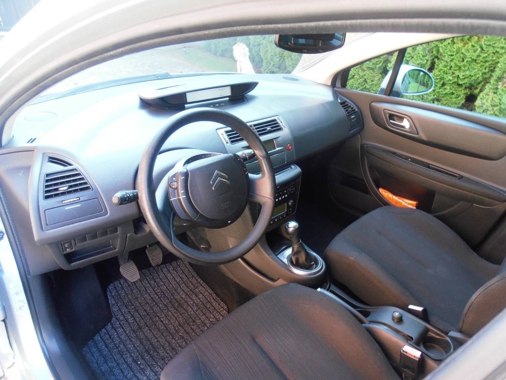 Citroën C4 1.6 Vti Image II - 4
