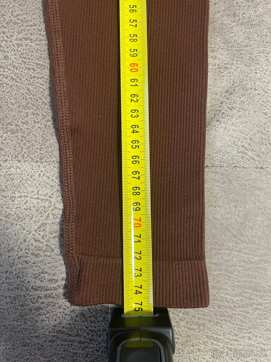 Hnede rebrovane leginy S - 4
