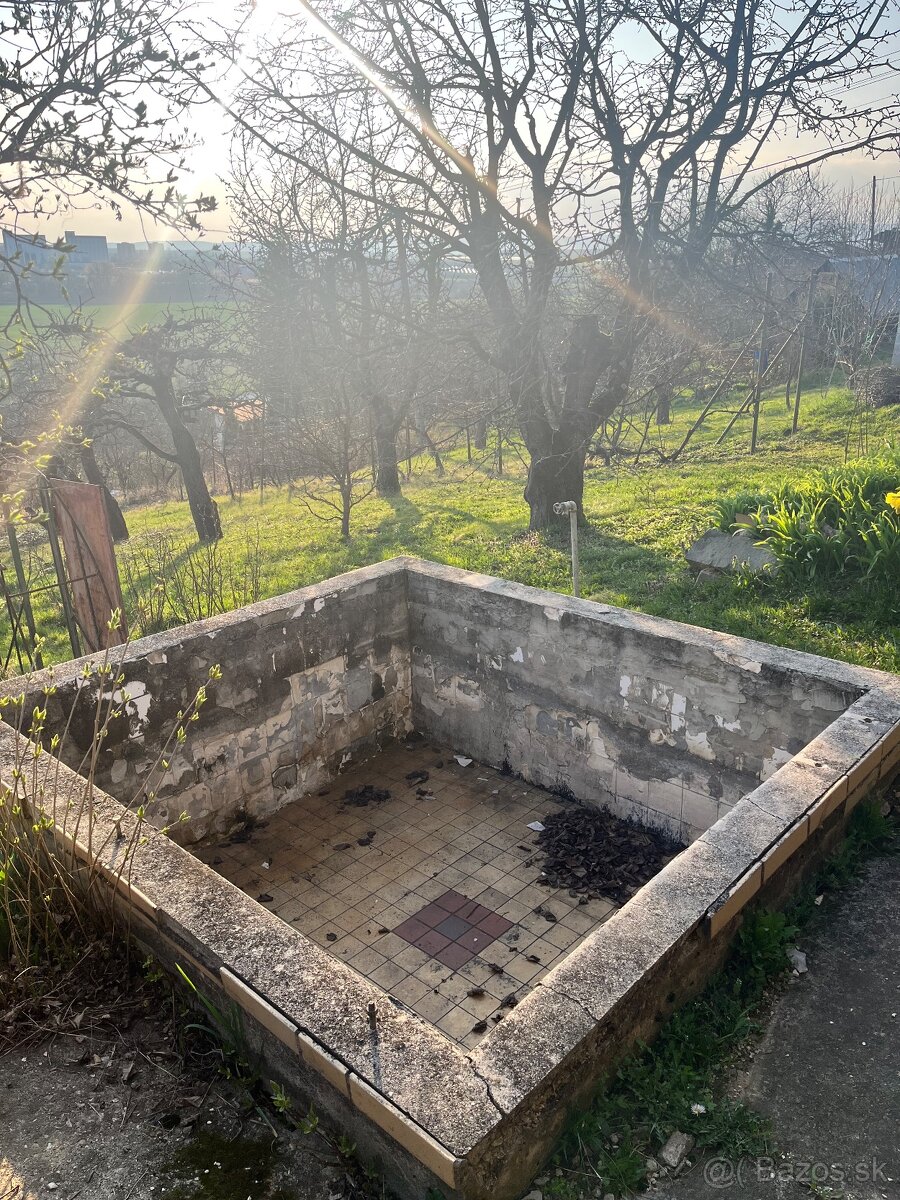 Predám murovanu záhradnú chatku - 4