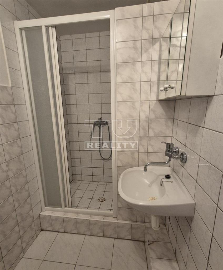 Prenájom 2-izb. bytu v RD na Dedovci - 4