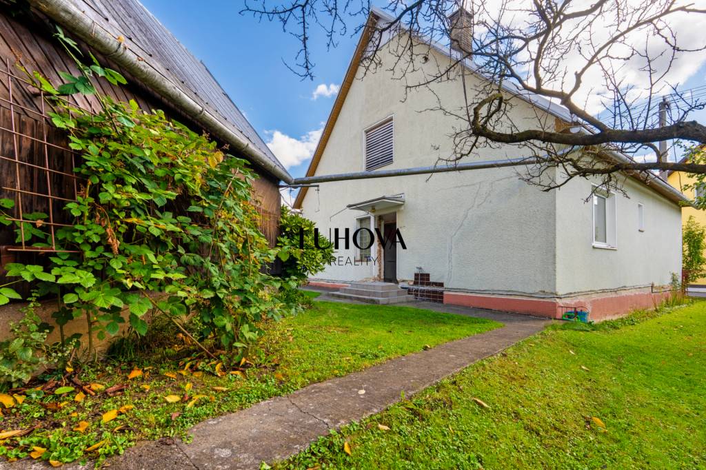 Rodinný dom na rekonštrukciu v obľúbenej lokalite Dolné Kočk - 4