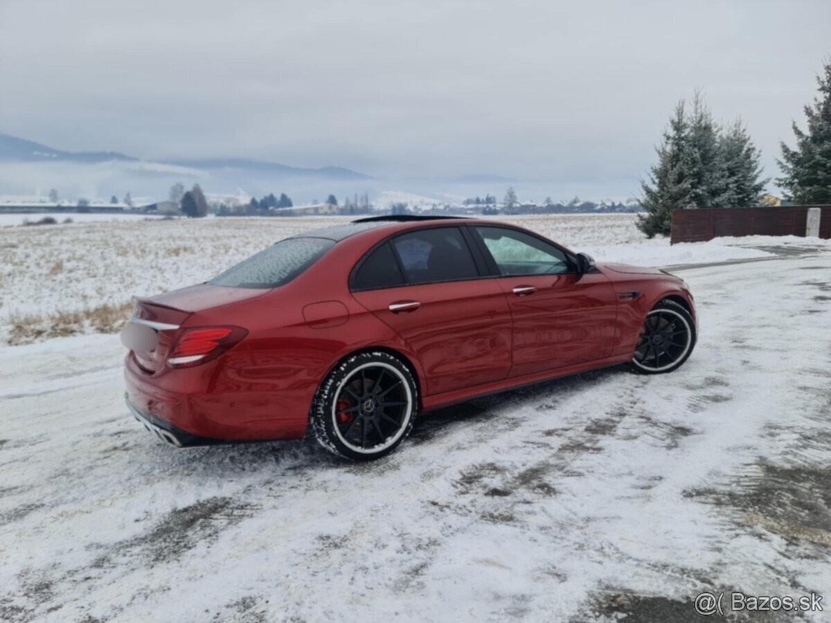 Mercedes Benz AMG Packet E63 OPTIK E350 D - 4