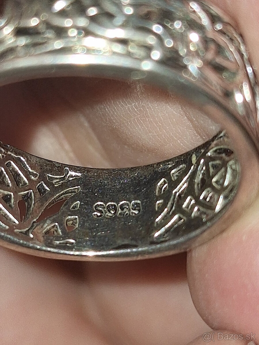 STRIEBORNÝ PRSTEŇ - 4