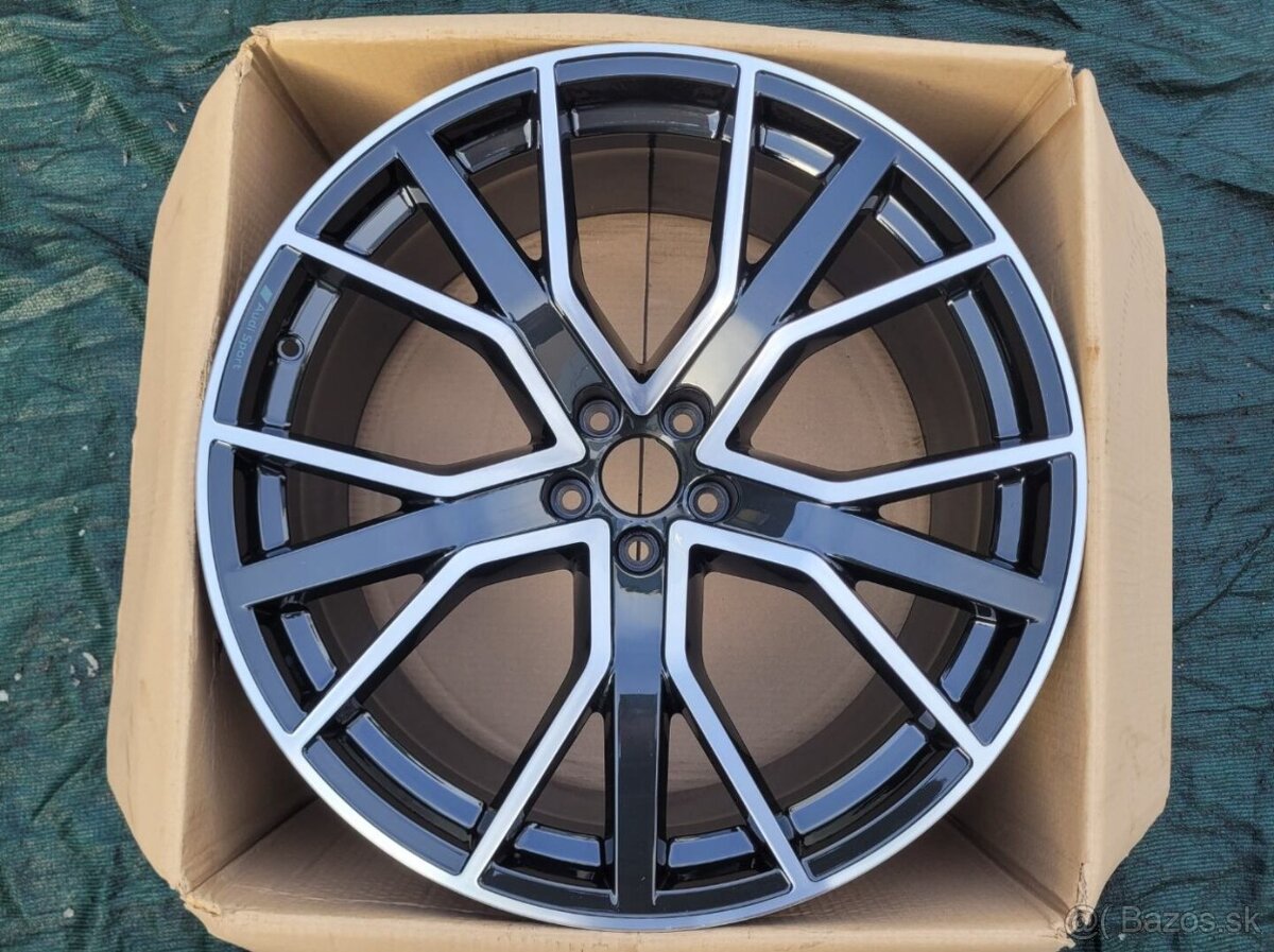 Originální 22 palcové disky Audi Performance pro Q - 4