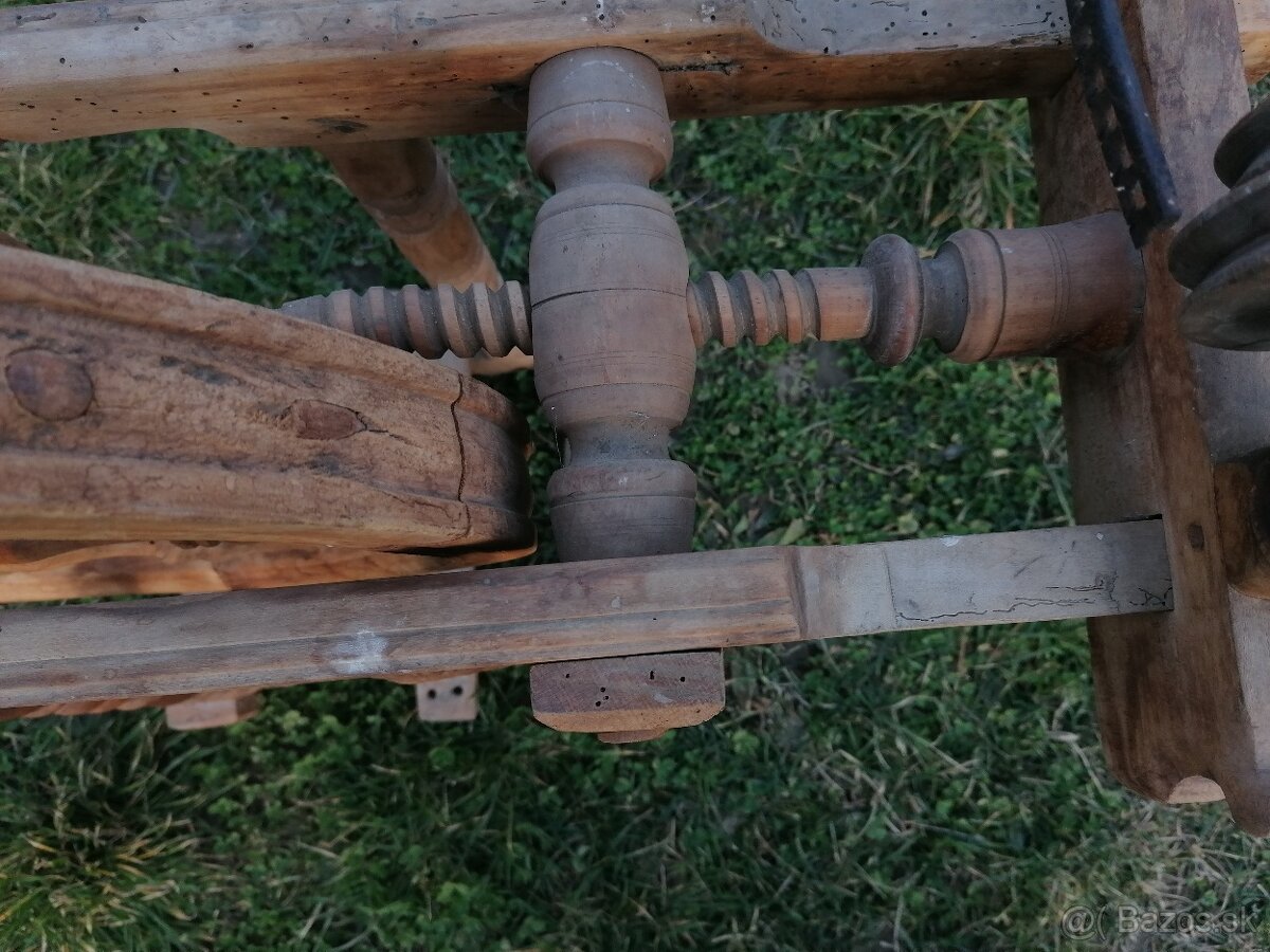 Predám starožitný kolovrátok - 4