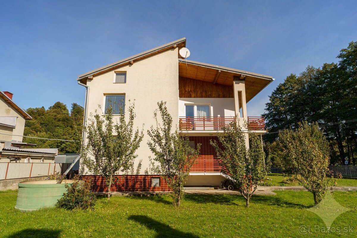 Exkluzívne na predaj veľký kompletne zrekonštruovaný dvojgen - 4