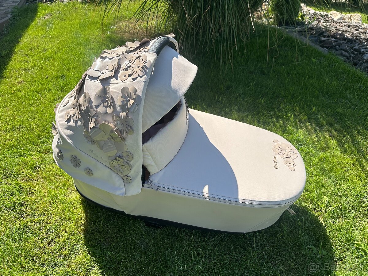 Cybex priam 4.0 vanička simply flowers beige - 4