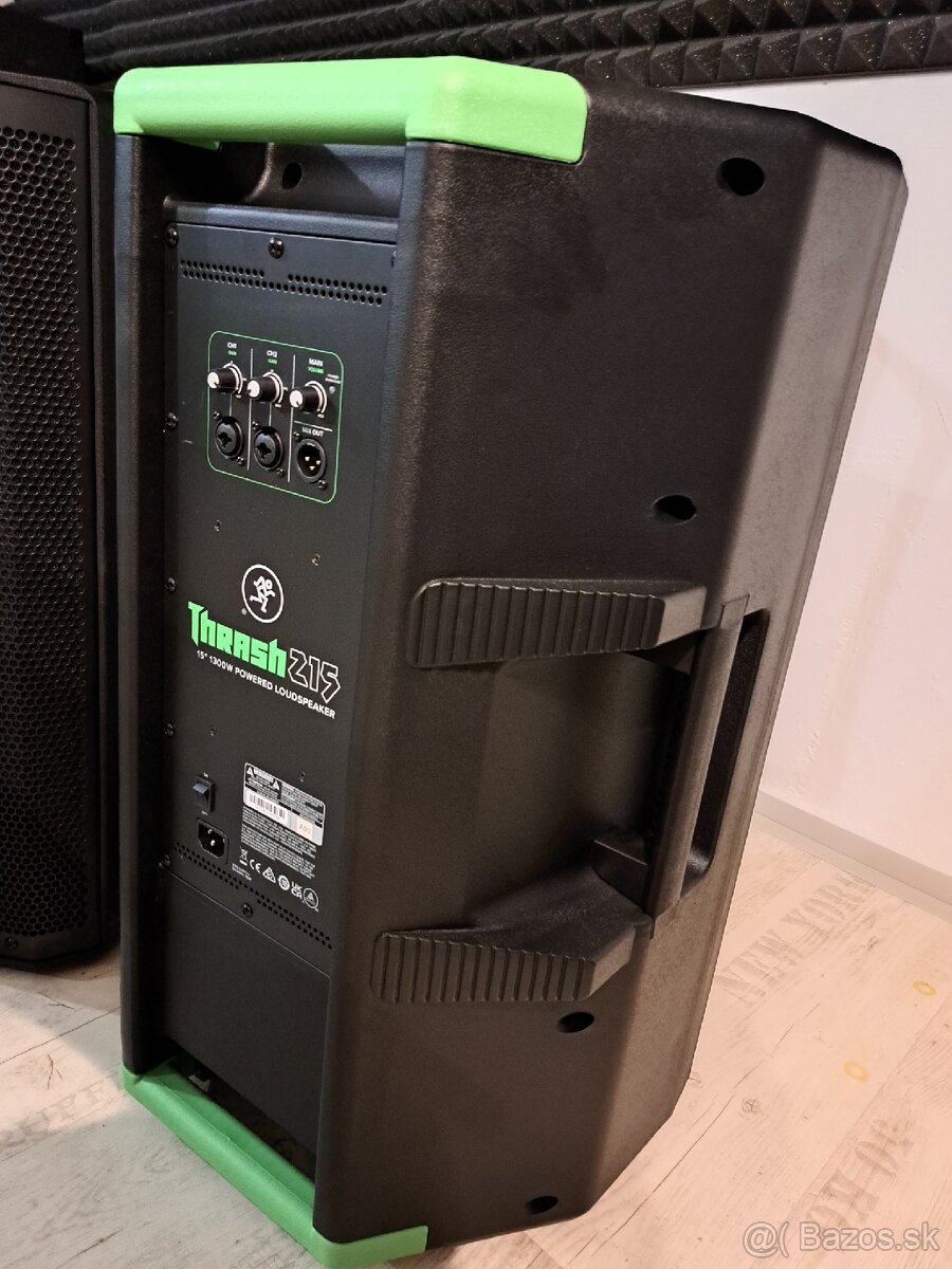 Mackie Thrash 215 + originál obaly - 4