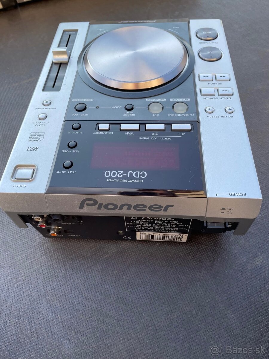 Predám prehrávače Pioneer CDJ 200 - 4
