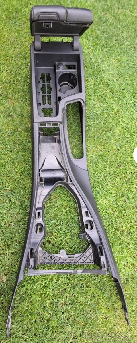 Stredový panel BMW E90 E91 - 4