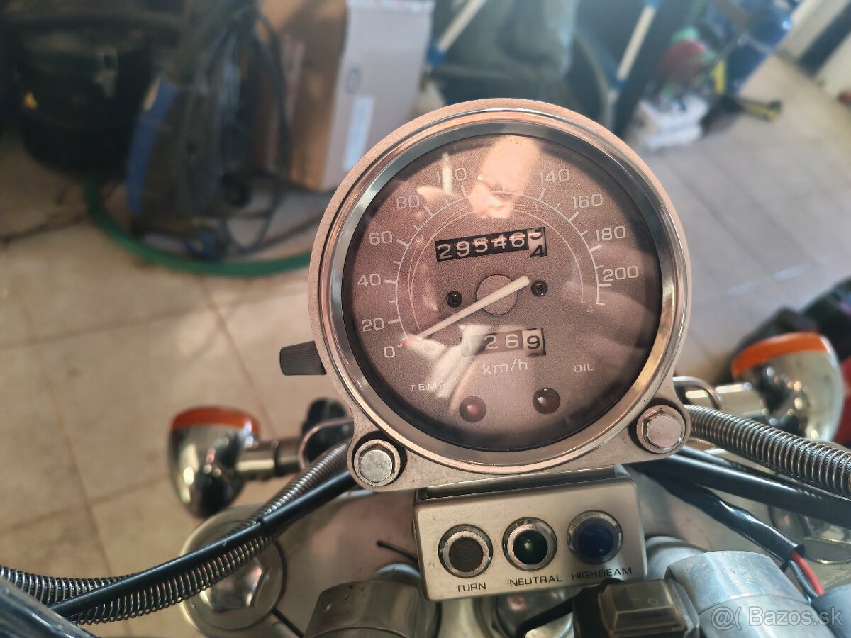 Predám Honda Shadow 1100C - 4