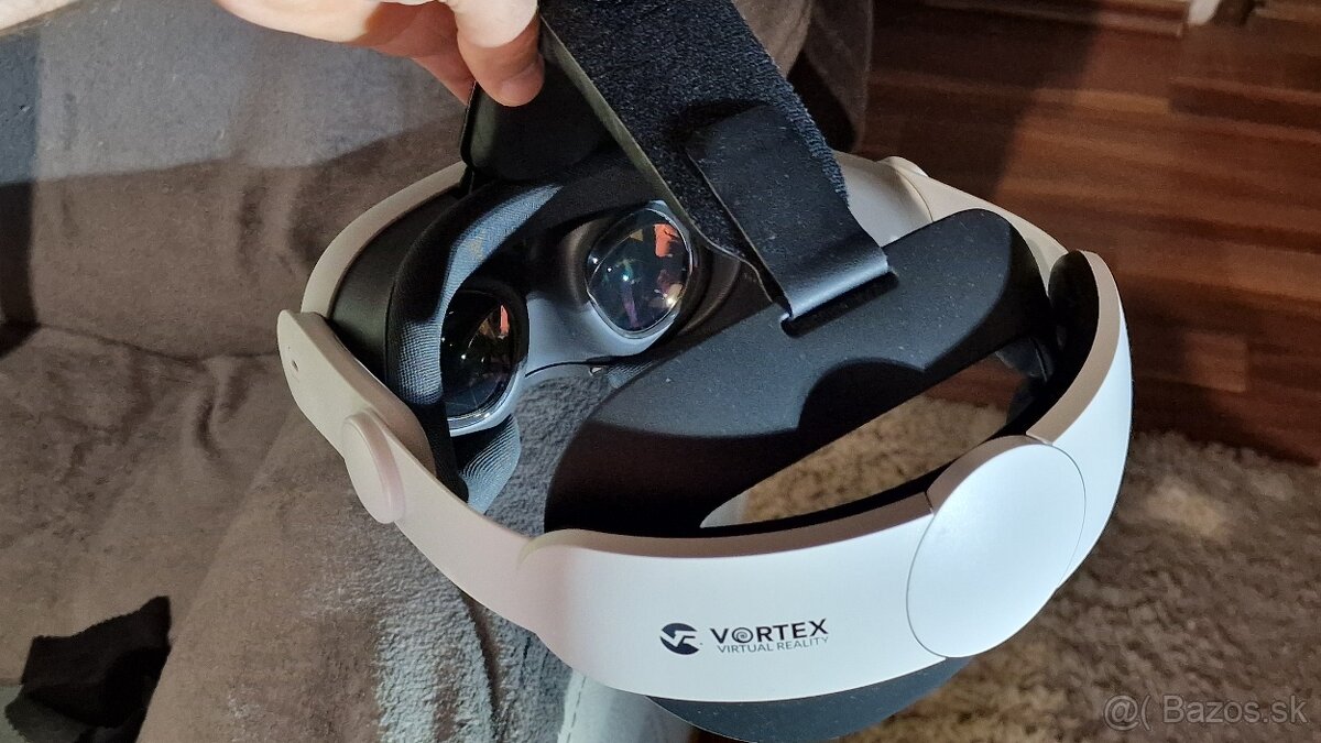 Meta Quest 3 512gb + Vortex Remienok + 5m Cable - 4