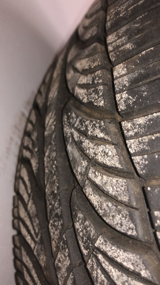 Jaguar E-Type drátěná kola 15" - 4