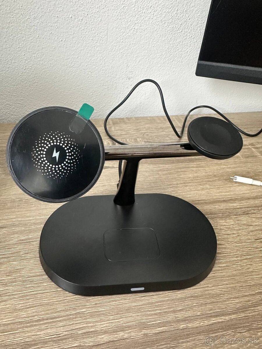 Bezdrôtová nabíjačka 3-v-1 pre mobilný telefón - 4