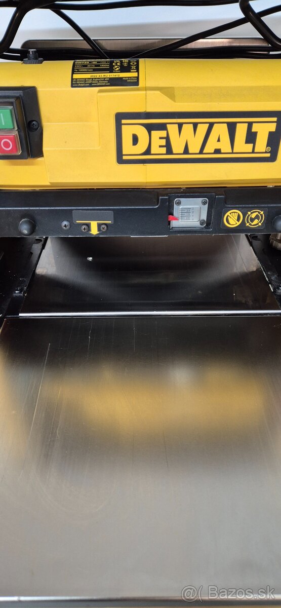 DeWALT DW733 Hobľovačka - 4
