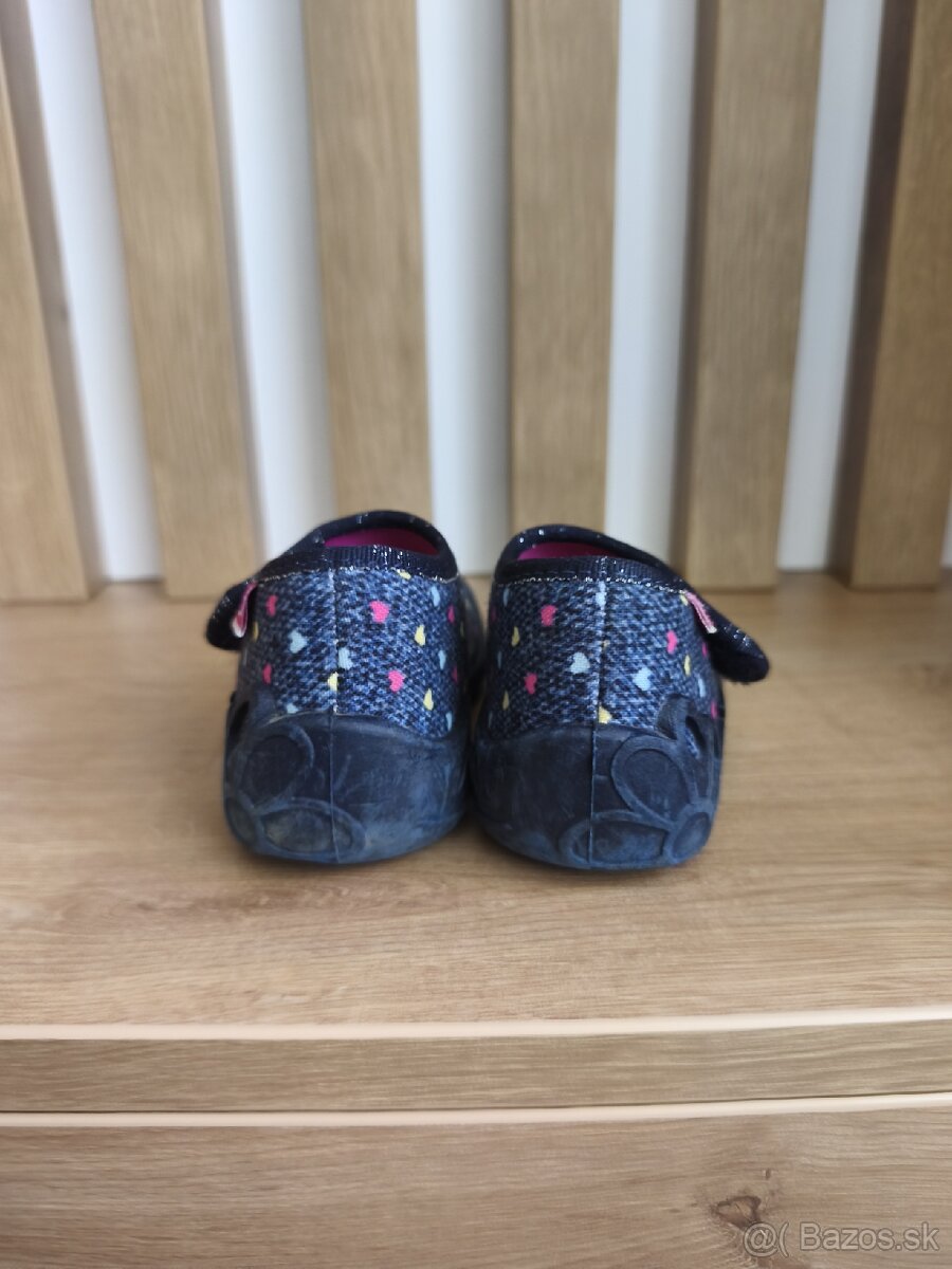 Dievčenské topánky/papučky - 4