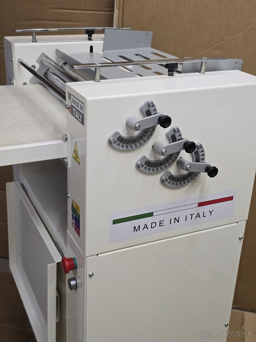 Rožkovací stroj NOVÝ - 4