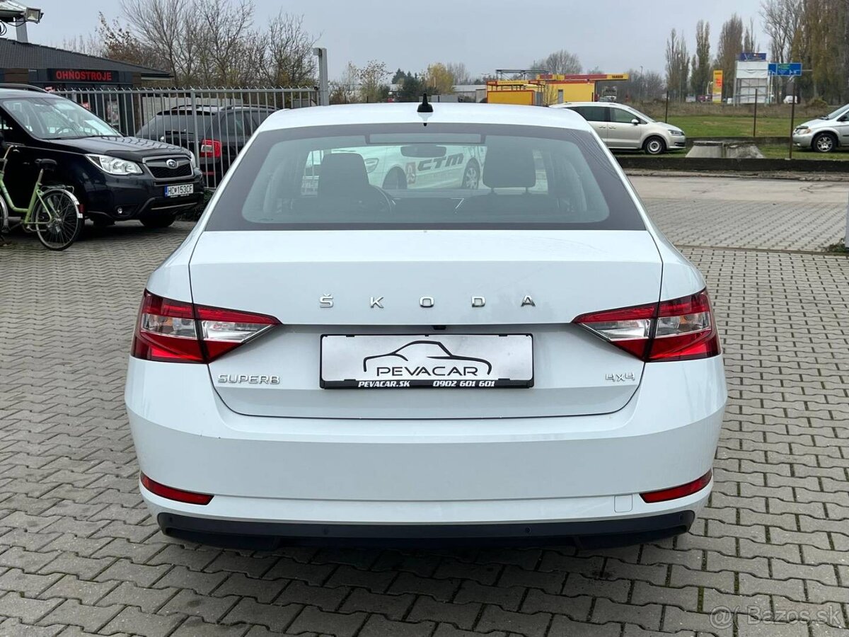 Škoda Superb 2.0 TDI SCR Ambition 4x4 DSG - 4
