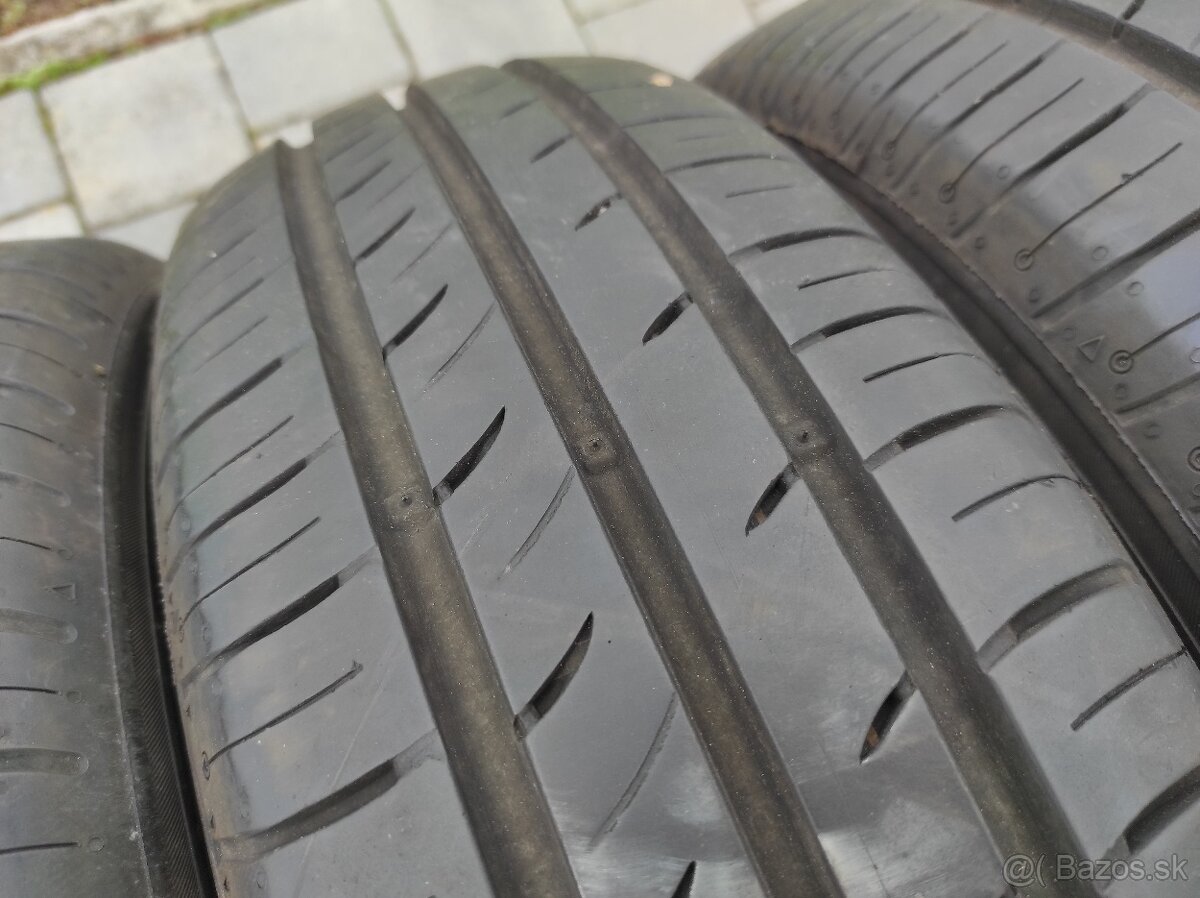 Letné pneu 185/65R15 Kumho 4ks - 4