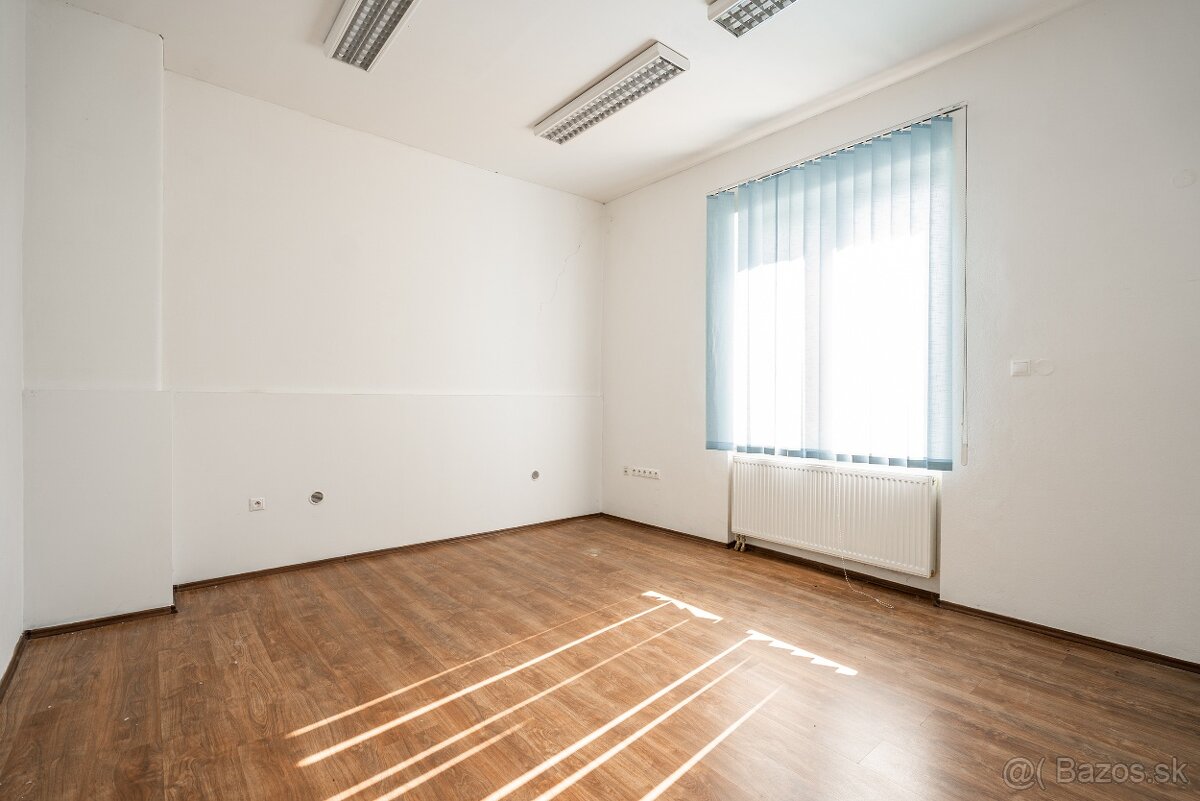 Obchodný priestor Šahy na predaj - 4